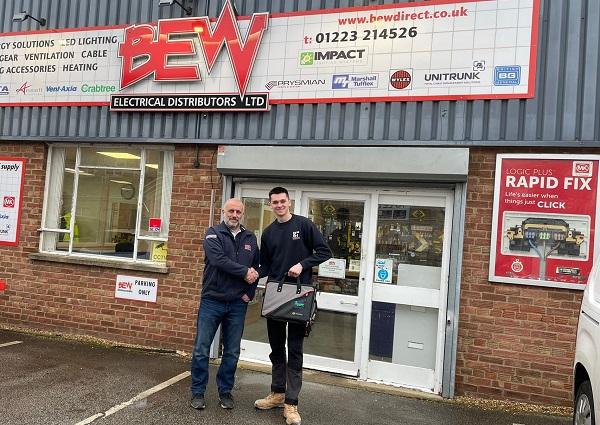 Will Cooper from Gowing & Hunt collecting his Apprentice Tool Kit from Ian Woodbridge at BEW Cambridge
